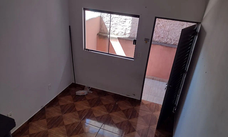 Alugo Kitnet Próximo...