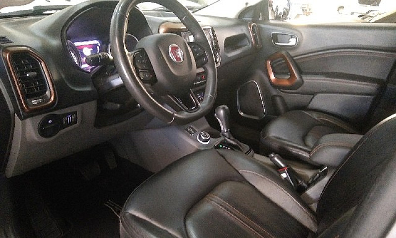 Fiat Toro 2.0 16V Tu...