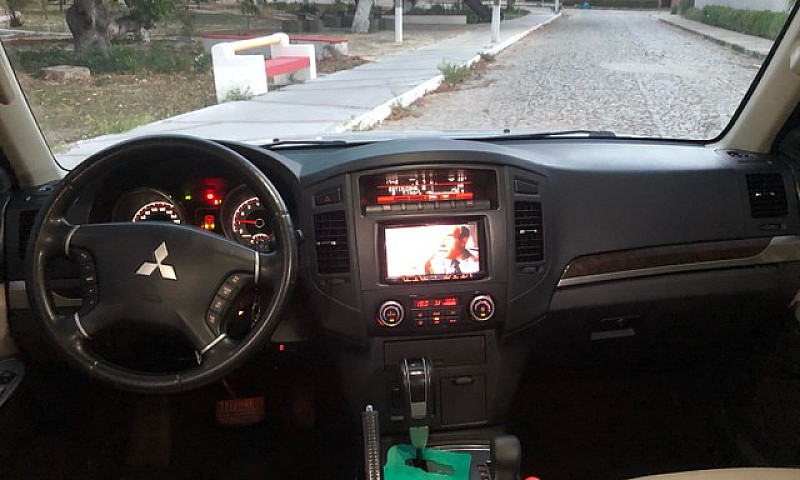 Pajero Full Hpe Dies...