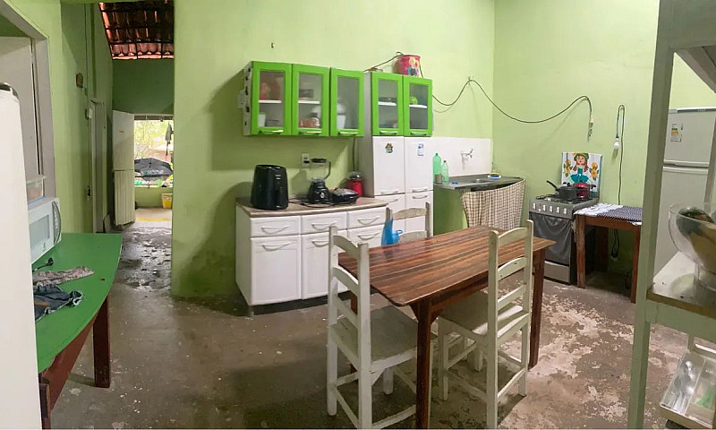 Vende-Se Casa...
