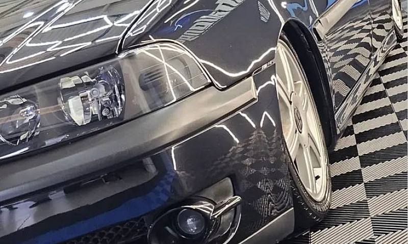 Volkswagen Saveiro 1...