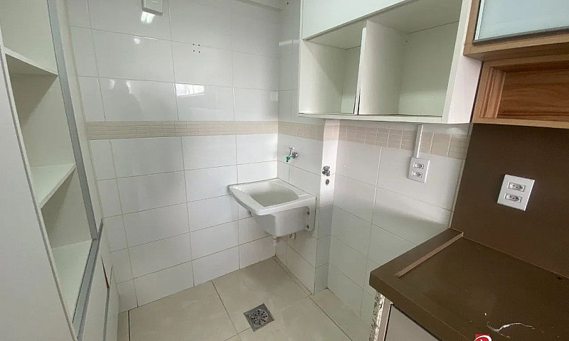 Apartamento Com 02 Q...