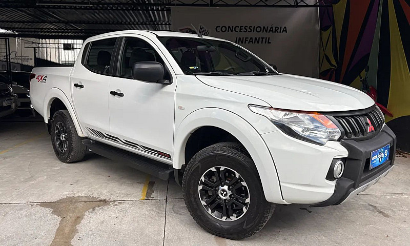 Mitsubishi L200 Trit...