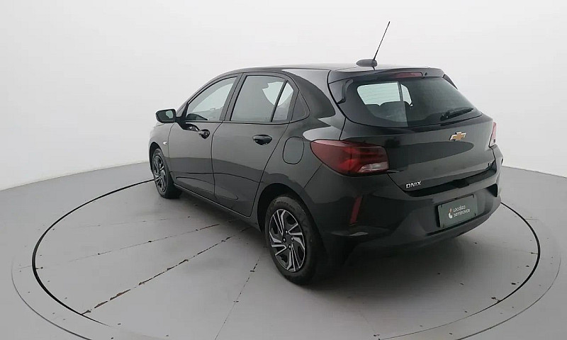 Chevrolet Onix Hatch...