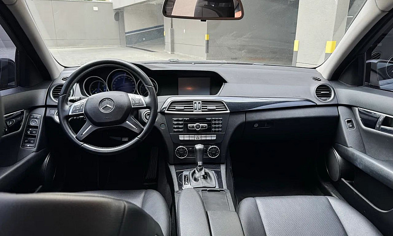 Mercedes-Benz C-180 ...