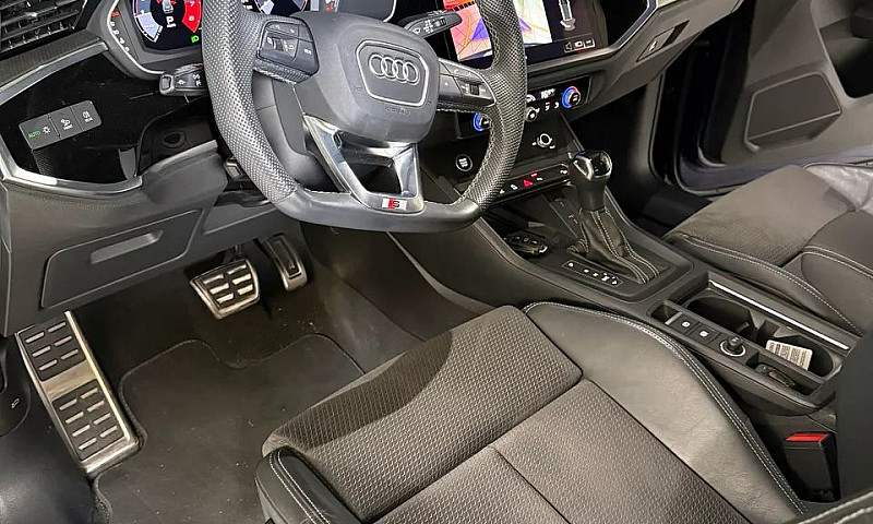Audi Q3 Perf. Black ...