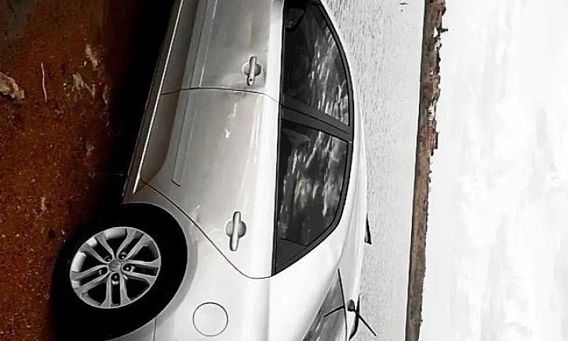 Kia Motors Cerato 1....
