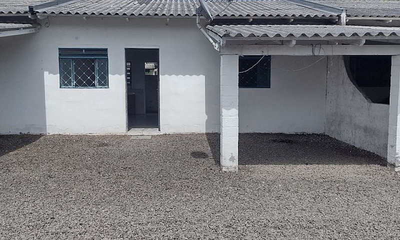 Casa Com Móveis.....