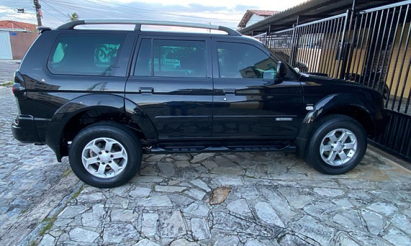 Pajero Sport Hpe...