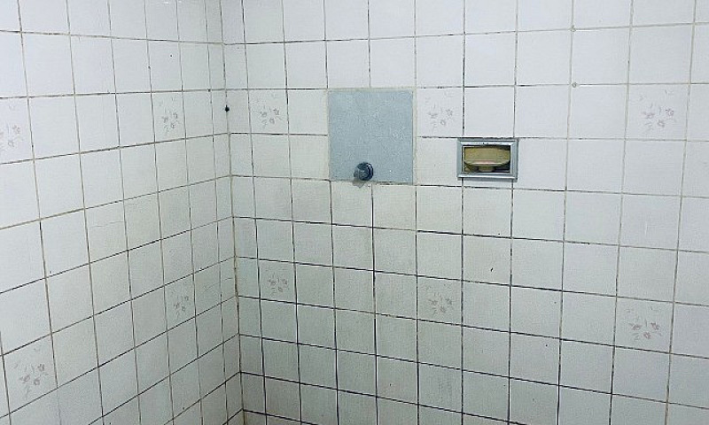 Alugo Casa 2 Quartos...