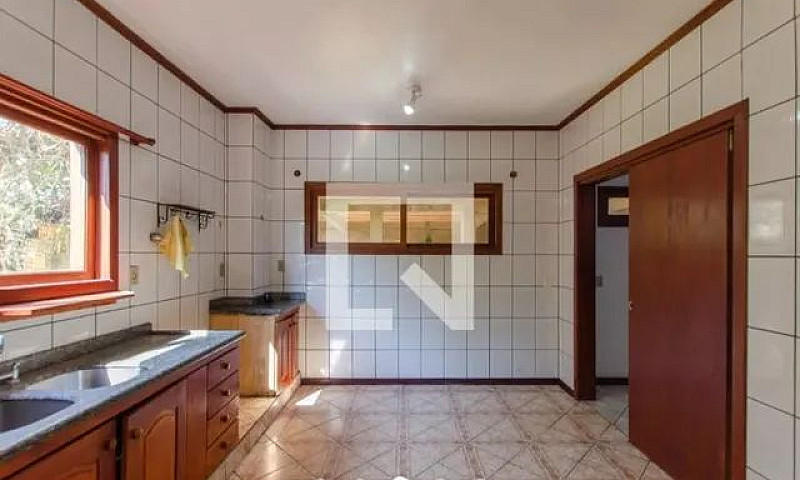 Linda Casa 4 Suítes ...