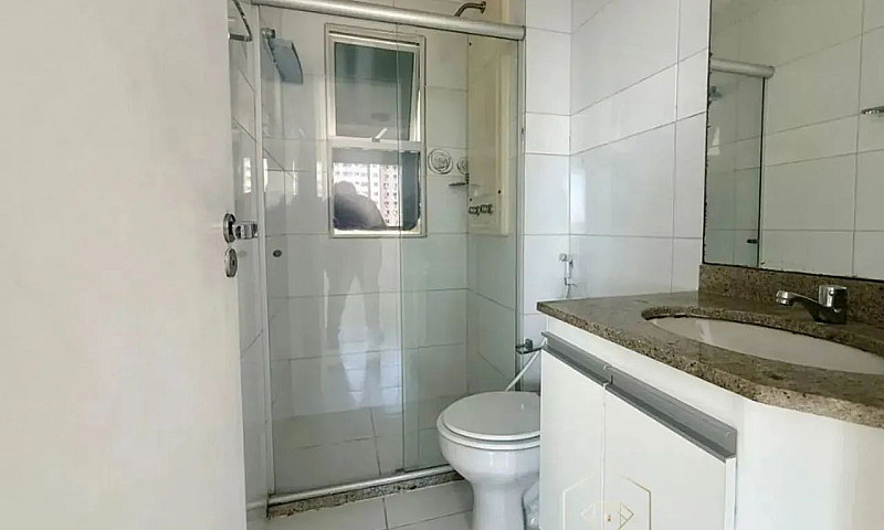 Apartamento 2/4 Reve...