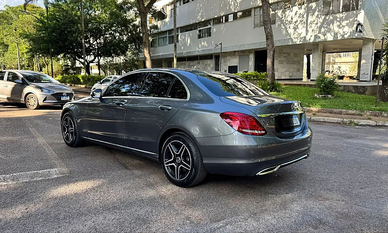 Mercedes-Benz C-180 ...
