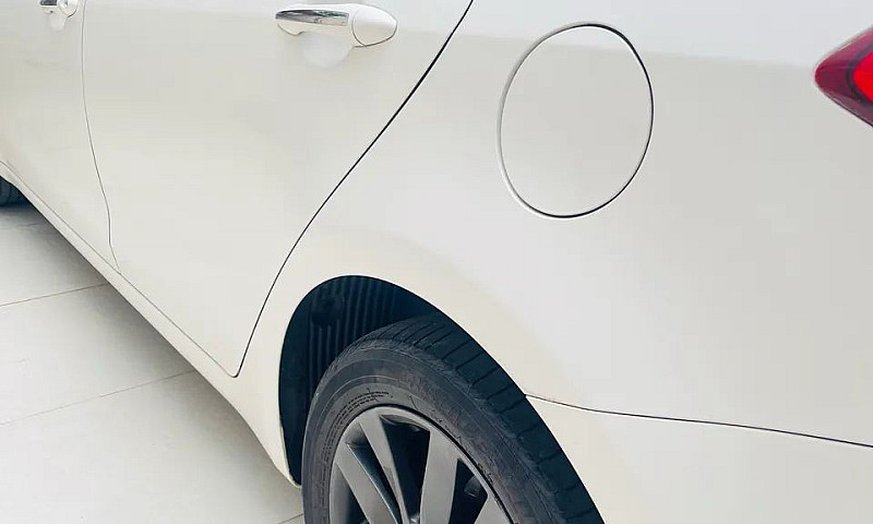 Kia Motors Cerato 1....