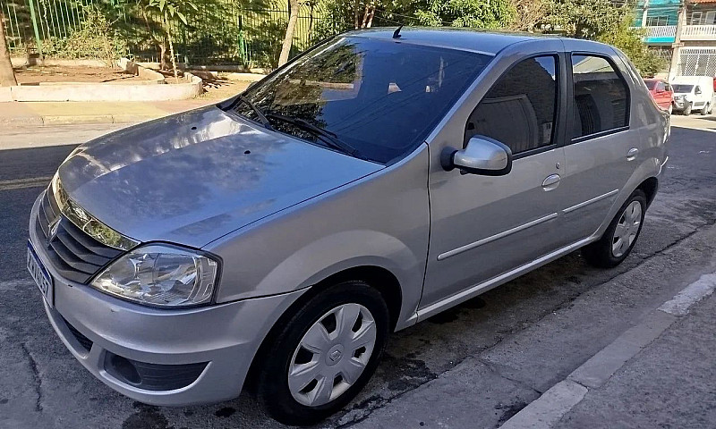 Renault Logan Expres...