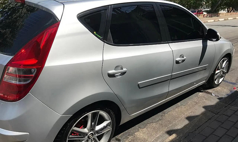 Hyundai I30 2.0 16V ...