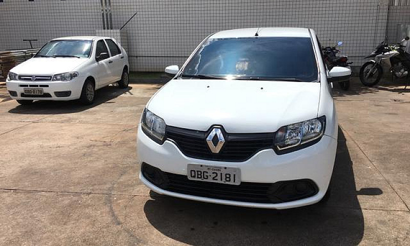 Renault Logan 1.0 Au...