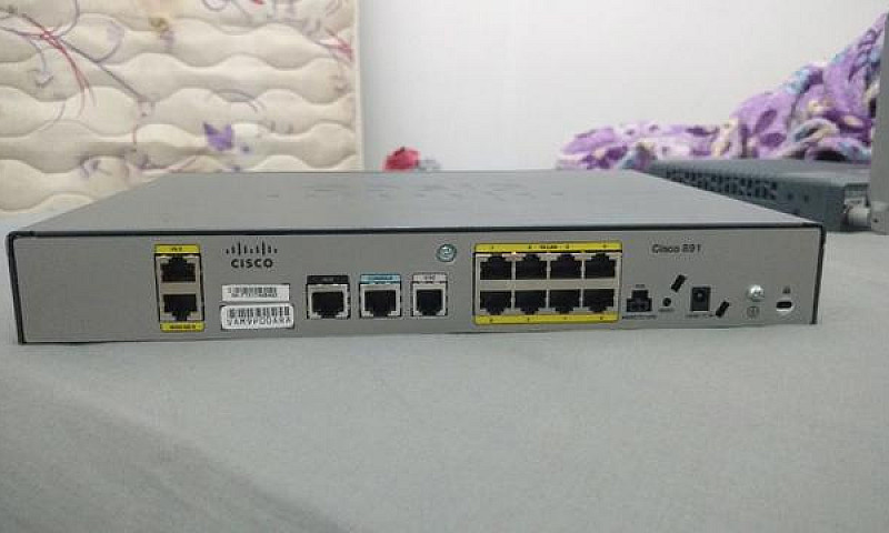 Roteador Cisco 891-K...