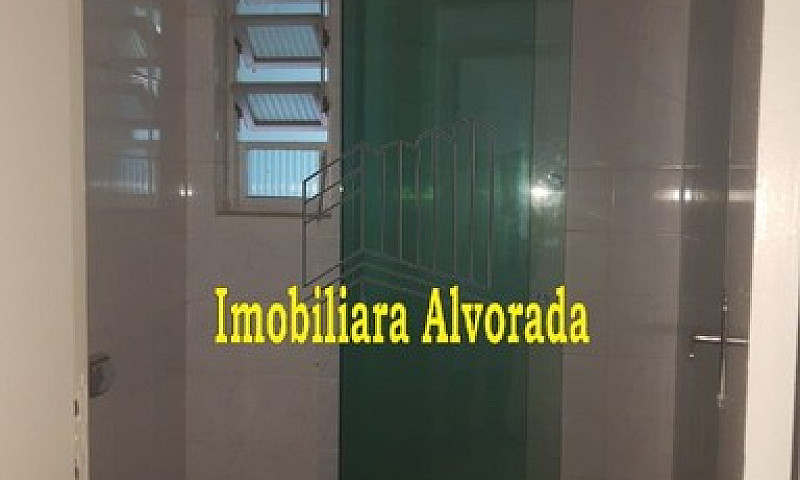 Alugo Ótima Casa No ...