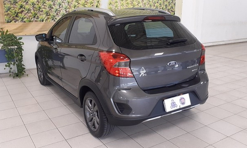 Ford Ka Freestyle 1....