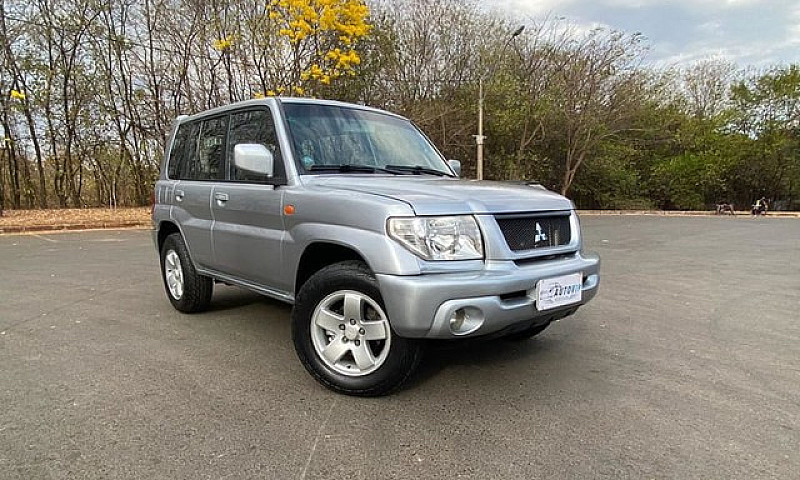Mitsubishi Pajero Tr...