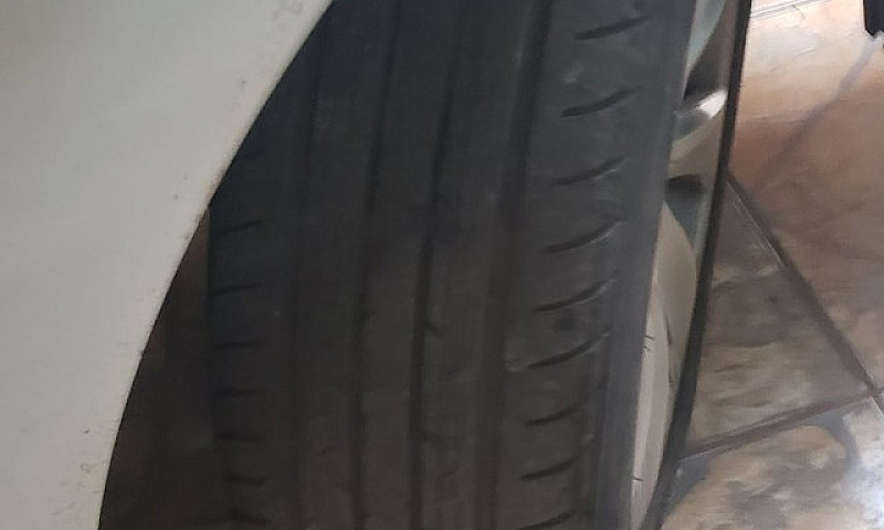 Citroën C4 Hatch Glx...