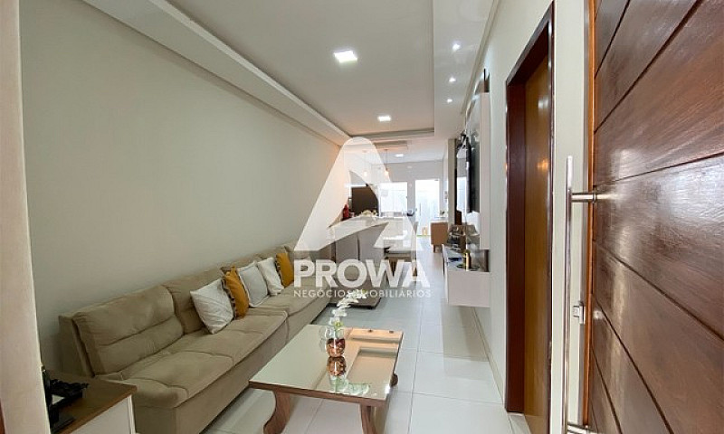 Linda Casa No Bairro...