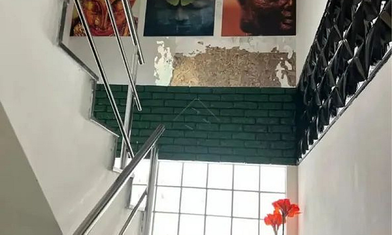 Aluga-Se Casa Alto P...