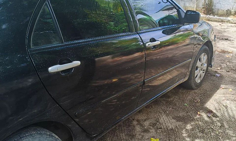 Toyota Corolla S 1.8...