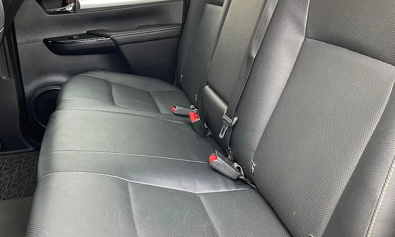 Toyota Hilux Cd Srx ...