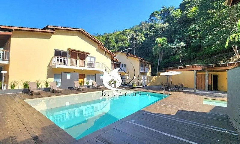 Casa Com 2 Dormitóri...
