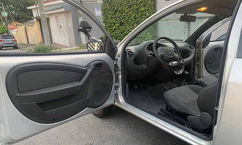 Ford Ka Gl 1.0I Zete...