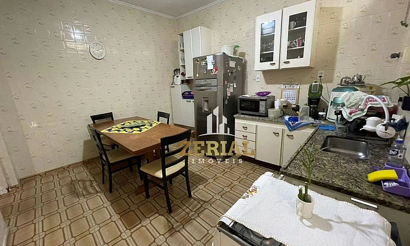 Casa Com 3 Dormitóri...