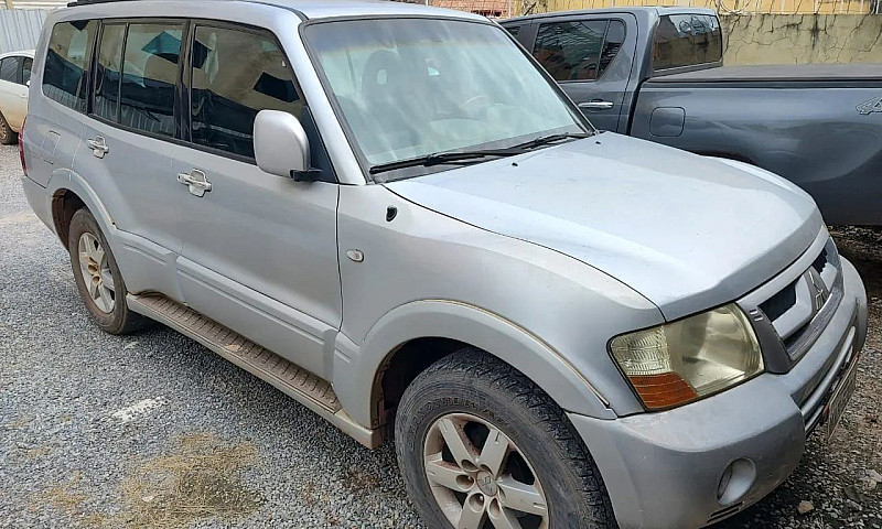 Mitsubishi Pajero Hp...