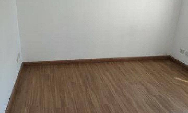 Aluga Se Apartamento...