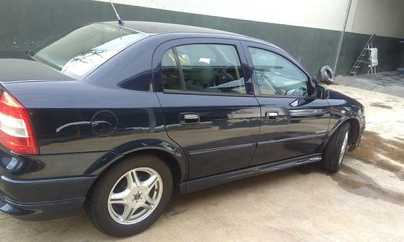 Vendo Astra 2002 Tra...