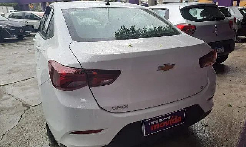 Chevrolet Onix Plus ...