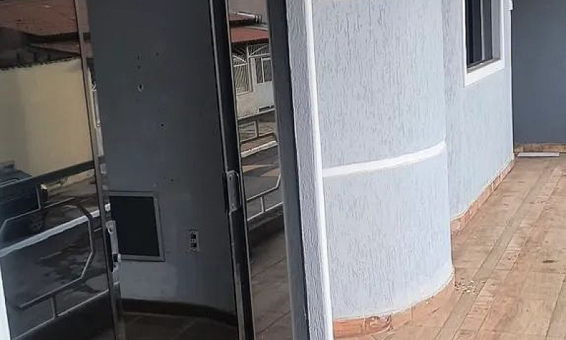 Alugo Casa 3 Quartos...
