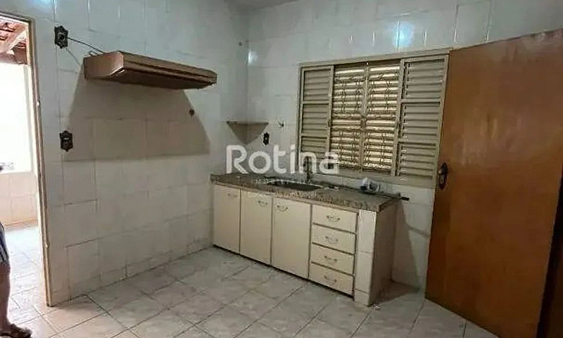 Casa Para Alugar, 3 ...