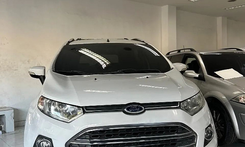 Ford Ecosport Titani...