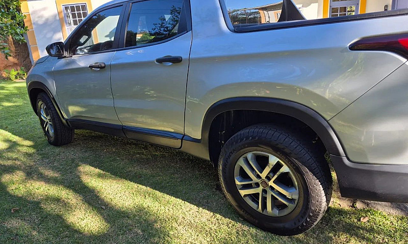 Fiat Toro Freedom 1....