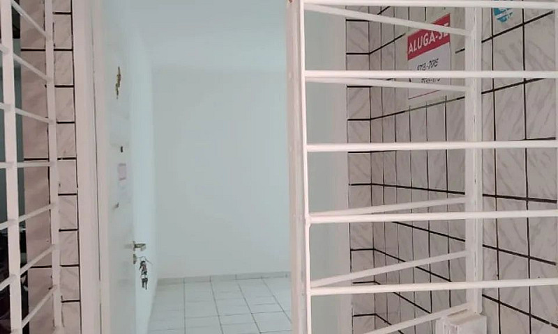 Aluga-Se, Apartament...