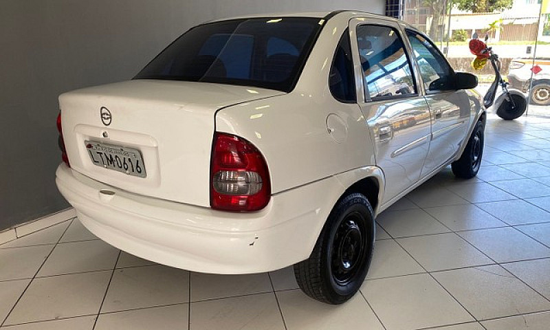 Gm Chevrolet Corsa 1...