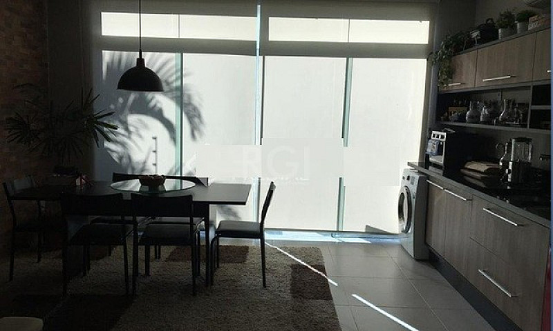 Casa Em Aberta Dos M...