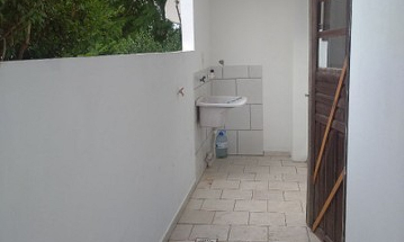 Aluga-Se Apartamento...