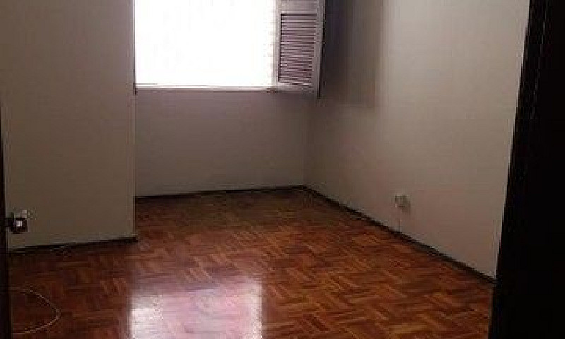 8 Casa Com Piso De M...