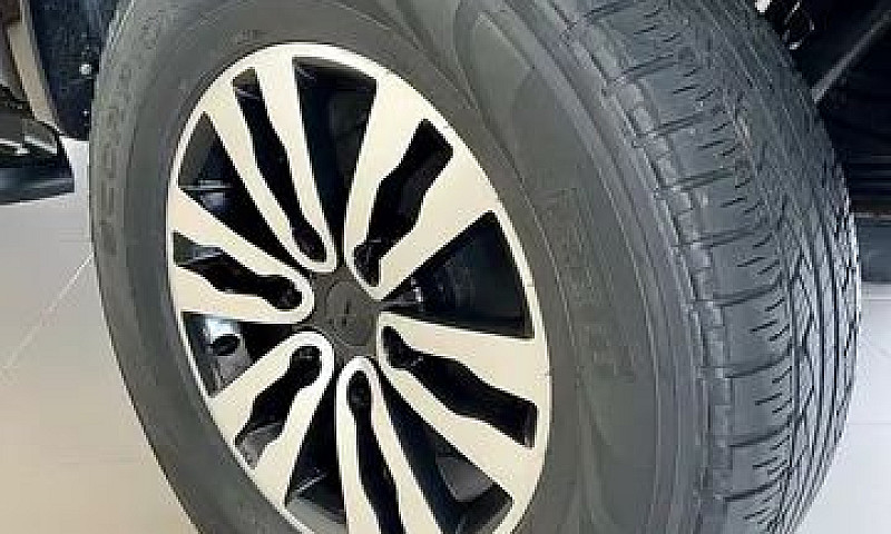 L200 Triton Sport Hp...