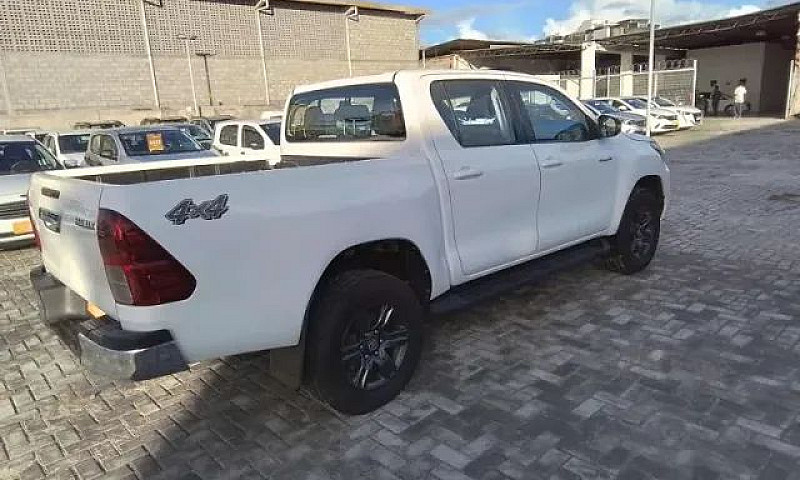 Hilux Sr 2.8 Tb Dies...