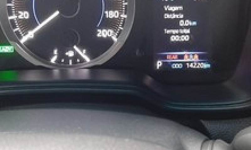 Toyota Corolla Cross...