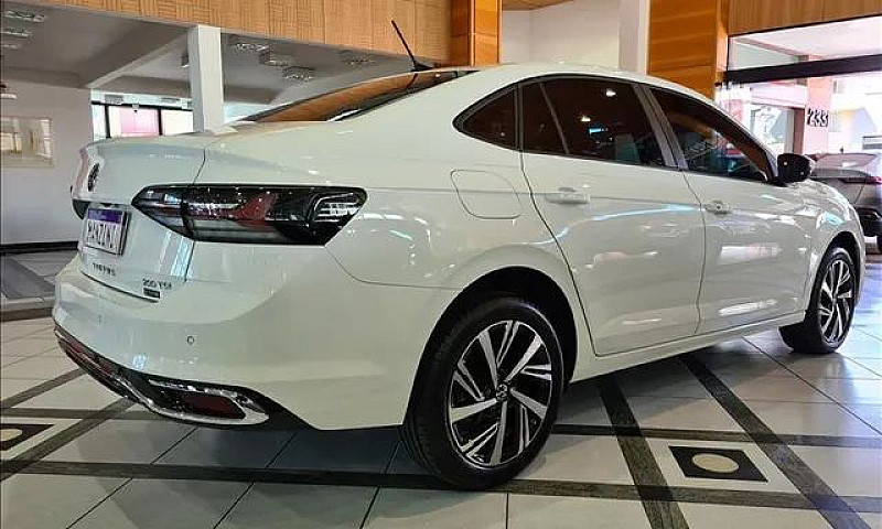 Volkswagen Virtus 1....